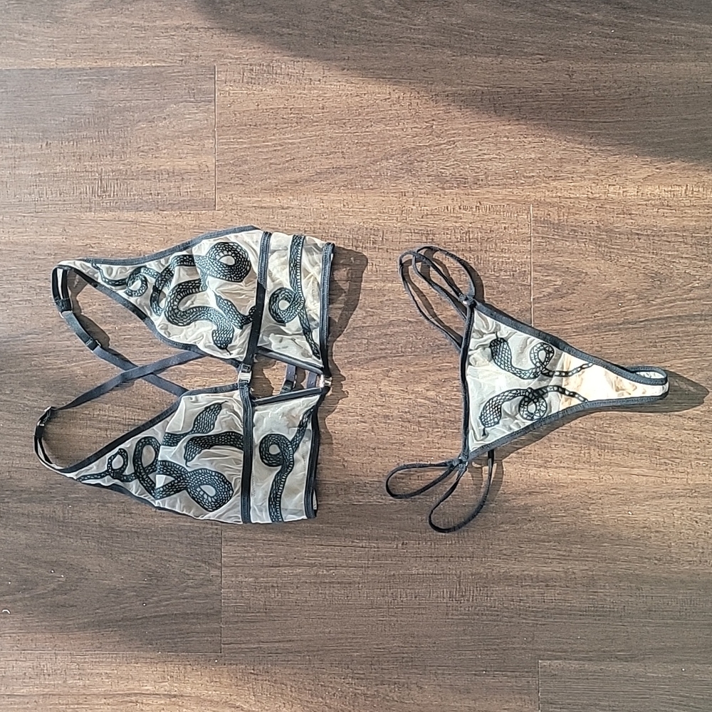 Thistle and Spire Medium Bralette and Large thong panties set Medusa